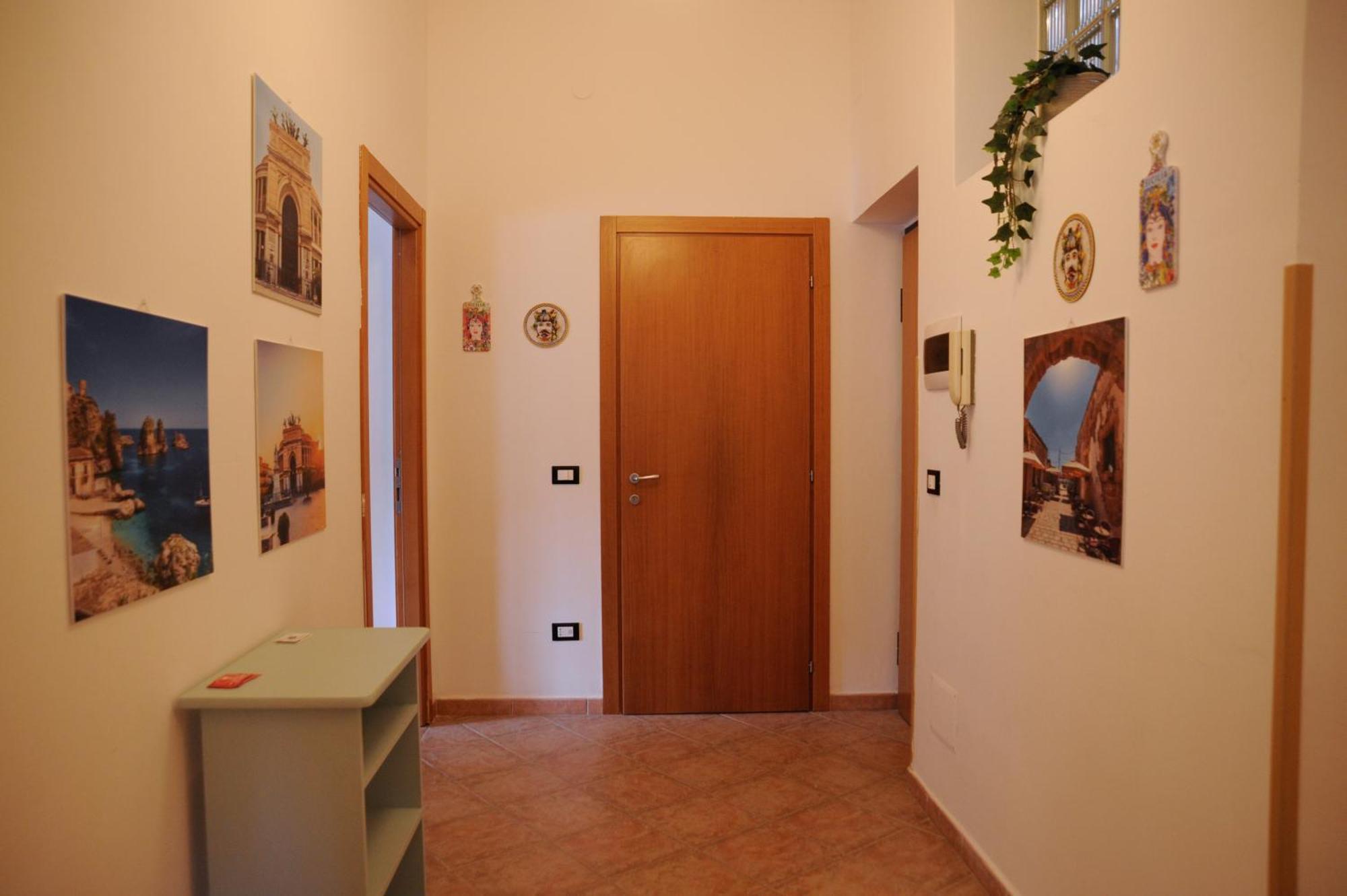 Le Finestre Su Ballaro Palermo Exterior photo